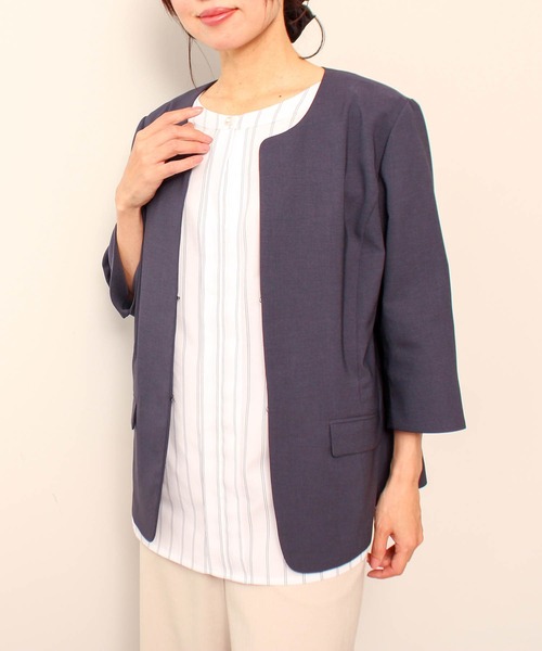 fleur by mint breeze(フルールバイミントブリーズ)の「【L~5L 大きいサイズ】UVカット 接触冷感 麻調 ノーカラー ジャケット(ノーカラージャケット・レディース・ネイビー/ベージュ・3L/4L/5L/LL/L)」の1枚目の写真
