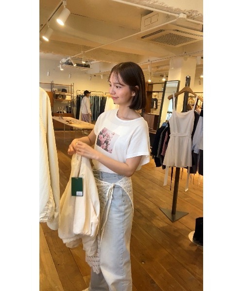 沸騰ブラドン セール】ブルーミングプリントティーズ（Tシャツ/カットソー フラワー・リース