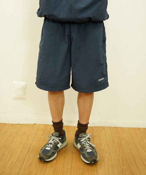 BROKEN BASE(ブロークンベース)の「ナイロンショートパンツ(その他パンツ・メンズ・ライトグリーン/イエロー/ネイビー/ブラック・LARGE/MEDIUM)」の3枚目の写真