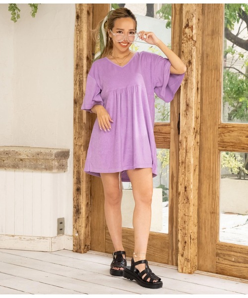 anap mimpi（アナップミンピ）の「フレアスリーブパイルVネックユッタリトップス（Tシャツ/カットソー・レディース・パープル/ミント・FREE）」の11枚目の写真