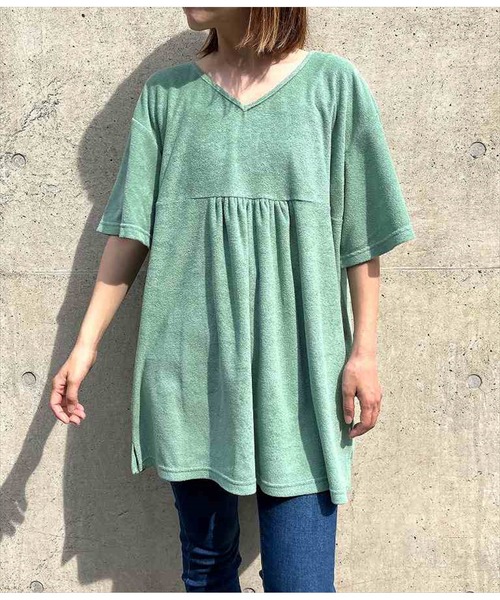 anap mimpi（アナップミンピ）の「フレアスリーブパイルVネックユッタリトップス（Tシャツ/カットソー・レディース・パープル/ミント・FREE）」の20枚目の写真