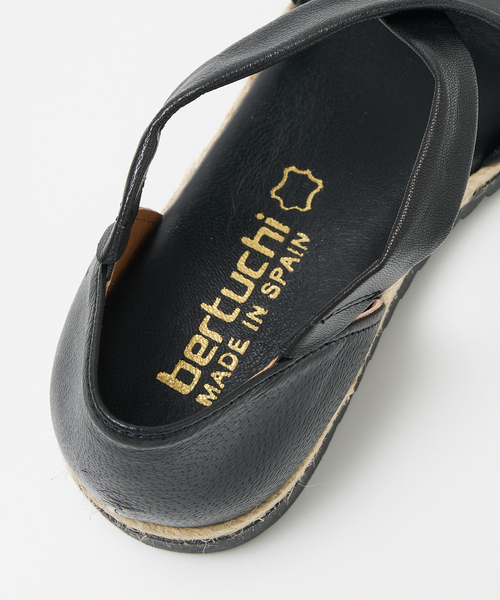 collex（コレックス）の「【bertuchi／ベルトゥーチ】 ローエスパクロスシューズ（サンダル・レディース・ブラック/ホワイト・36/37/38）」の14枚目の写真