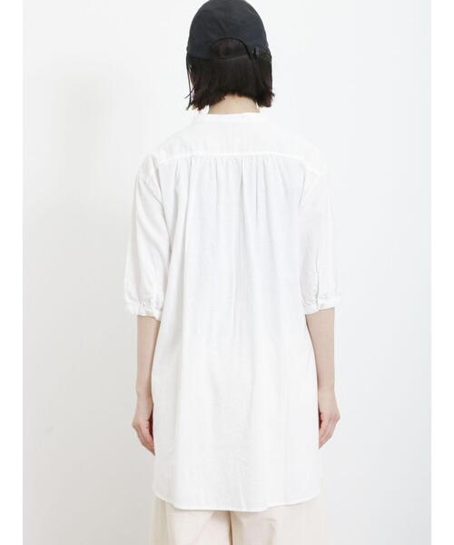 Samansa Mos2（サマンサ モスモス）の「【クールコットン/接触冷感】ピンタッククルーネックチュニック（シャツ/ブラウス・レディース・ブルー/オフホワイト/チャコールグレー/ネイビー・F）」の21枚目の写真