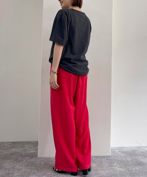 fredy emue（フレディエミュ）の「クールタンブラーツイルスラックス（スラックス・レディース・チャコールグレー/ブラック/ネイビー/レッド・39/38/36）」の18枚目の写真