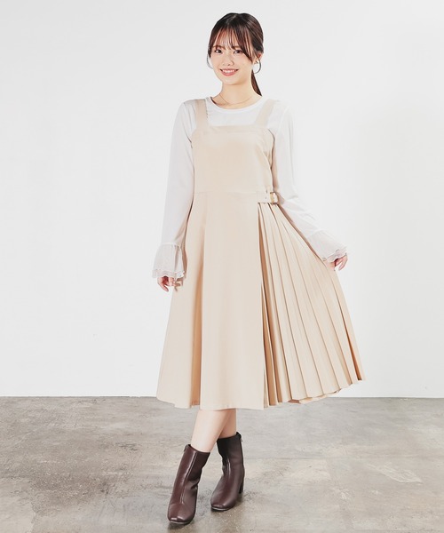 Honeys(ハニーズ)の「プリーツ切替ジャンパースカート(ジャンパースカート・レディース・ベージュ/チャコールグレー/ブラック・SS/S/M/L/LL/3L)」の7枚目の写真