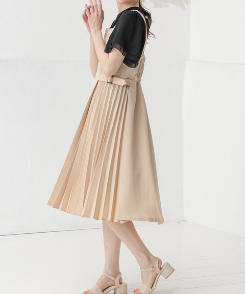 Honeys(ハニーズ)の「プリーツ切替ジャンパースカート(ジャンパースカート・レディース・ベージュ/チャコールグレー/ブラック・SS/S/M/L/LL/3L)」の9枚目の写真