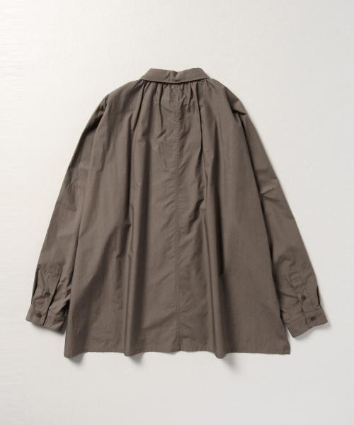 BEAMS LIGHTS Women's（ビームスライツ ウィメンズ）の「BEAMS LIGHTS / タイプライター ビッグシャツ（シャツ/ブラウス・レディース・オフホワイト/ブラック/ブラウン・36/38）」の15枚目の写真