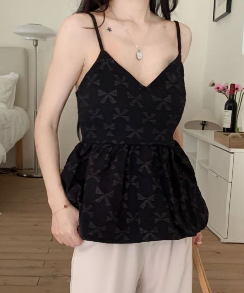 Diosfront（ディオスフロント）の「リボンジャガードVネックペプラムキャミソール（キャミソール・レディース・ブラック/ブルーグレー/ホワイト・FREE）」の20枚目の写真