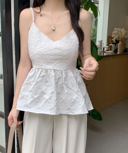 Diosfront（ディオスフロント）の「リボンジャガードVネックペプラムキャミソール（キャミソール・レディース・ブラック/ブルーグレー/ホワイト・FREE）」の16枚目の写真