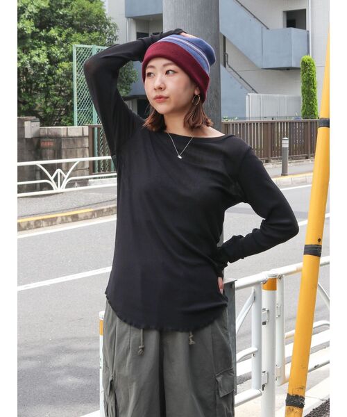 Ungrid(アングリッド)の「シアーフィットロングスリーブTee(Tシャツ/カットソー・レディース・オフホワイト/オレンジ/グリーン/ブラック/パープル・FREE)」の2枚目の写真