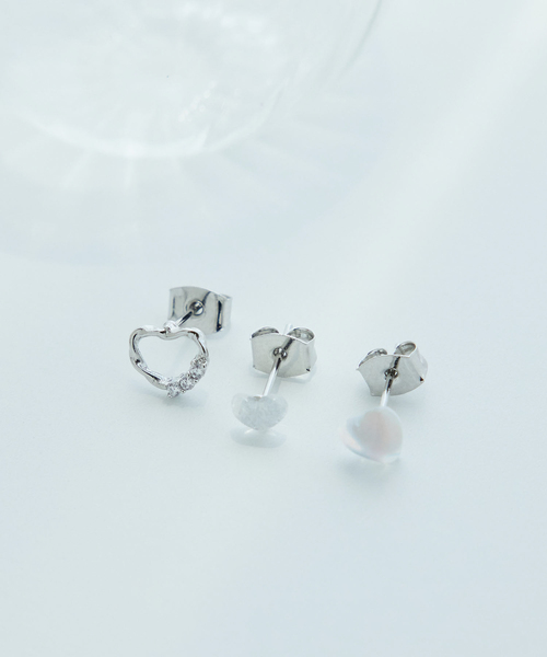 ROPE' PICNIC(ロペピクニック)の「オーロラプチハートピアスセット(ピアス(両耳用)・レディース・シルバー/ゴールド・FREE)」の1枚目の写真