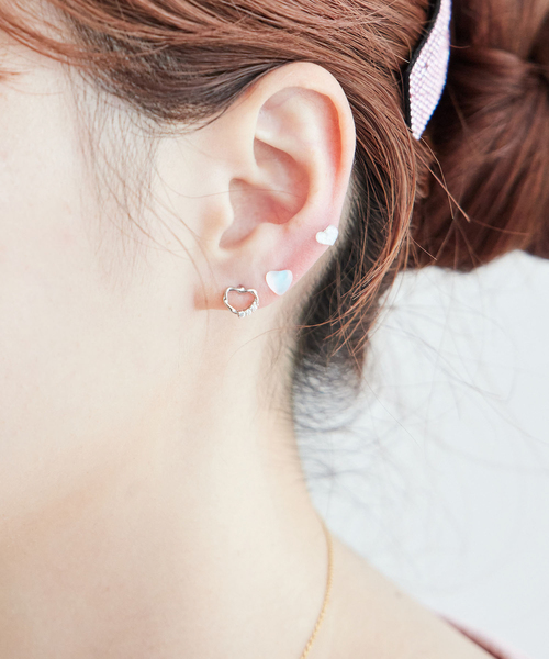 ROPE' PICNIC(ロペピクニック)の「オーロラプチハートピアスセット(ピアス(両耳用)・レディース・シルバー/ゴールド・FREE)」の4枚目の写真