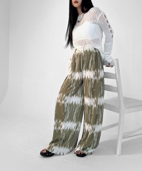 LVEU.(ラブユ.)の「【LVEU.】ダメージニットトップス/ トップス ニット メッシュ ダメージ オーバー シアー 透け感 レイヤード ブラック ホワイト ZOZOTOWN限定(ニット/セーター・レディース・ブラック/ホワイト・FREE)」の15枚目の写真
