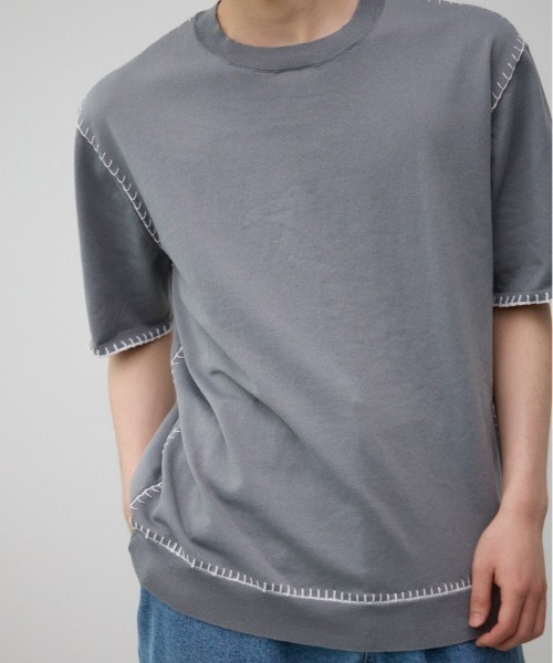 AZUL by moussy(アズールバイマウジー)の「ブランケットステッチ半袖ニット(ニット/セーター・メンズ・オフホワイト/ブルー/ブラック/ライトグレー・FREE)」の1枚目の写真