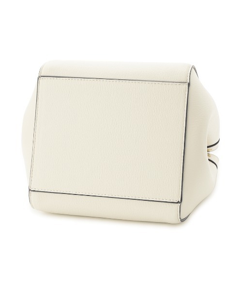 Mila Owen（ミラオーウェン）の「ミニバケットバッグ（ハンドバッグ・レディース・アイボリー/ブラック/ダークブルー・FREE）」の9枚目の写真