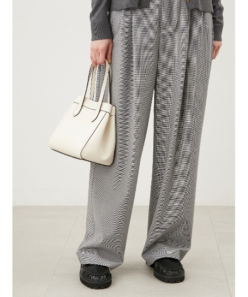 Mila Owen（ミラオーウェン）の「ミニバケットバッグ（ハンドバッグ・レディース・アイボリー/ブラック/ダークブルー・FREE）」の10枚目の写真