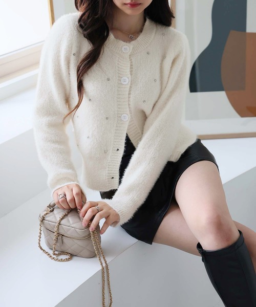 Doula Doula（ドゥーラドゥーラ）の「ストーン付きニットカーディガン（カーディガン/ボレロ・レディース・ホワイト/ブラック/グレー・FREE）」の13枚目の写真