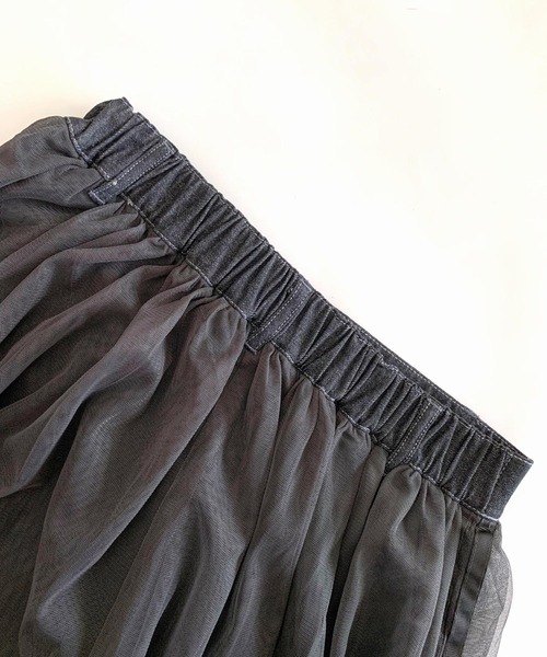 Q（キュー）の「デニムドッキングチュールスカート（スカート・レディース・ブラック・MEDIUM）」の4枚目の写真