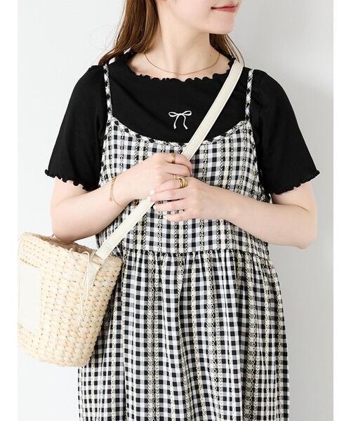 ehka sopo（エヘカソポ）の「リボン刺繍カットソー（Tシャツ/カットソー・レディース・オフホワイト/ブラック/キナリ/ラベンダー・F）」の3枚目の写真