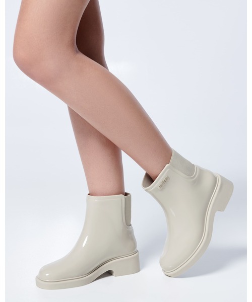 melissa（メリッサ）の「MELISSA CHELSEA BOOT AD（ブーツ・レディース・レッド/ブラウン/ブラック/ベージュ・35-36/39/38/37）」の15枚目の写真