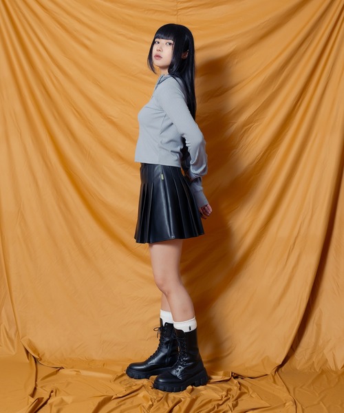 Subciety(サブサエティ)の「FAKE LEATHER MINI SKIRT【WOMEN】(スカート・レディース・ブラック/ブラウン・SMALL/MEDIUM)」の13枚目の写真