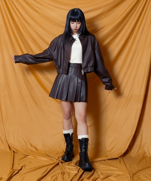 Subciety(サブサエティ)の「FAKE LEATHER MINI SKIRT【WOMEN】(スカート・レディース・ブラック/ブラウン・SMALL/MEDIUM)」の21枚目の写真
