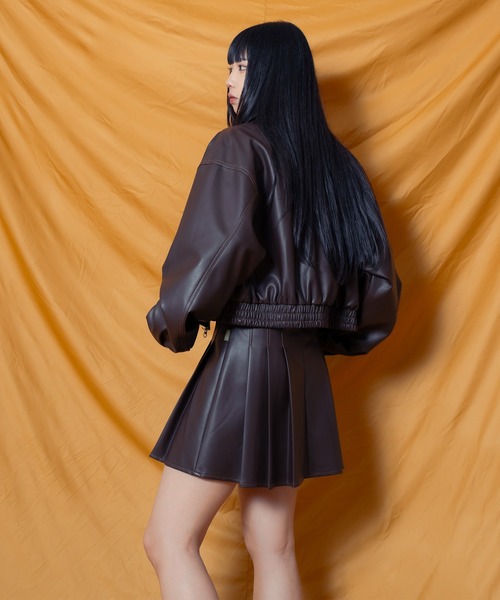 Subciety(サブサエティ)の「FAKE LEATHER MINI SKIRT【WOMEN】(スカート・レディース・ブラック/ブラウン・SMALL/MEDIUM)」の19枚目の写真
