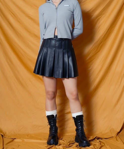 Subciety(サブサエティ)の「FAKE LEATHER MINI SKIRT【WOMEN】(スカート・レディース・ブラック/ブラウン・SMALL/MEDIUM)」の22枚目の写真