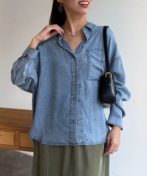 軽くて柔らかい】【シーズンレス】BACKギャザーパウダー加工デニム
