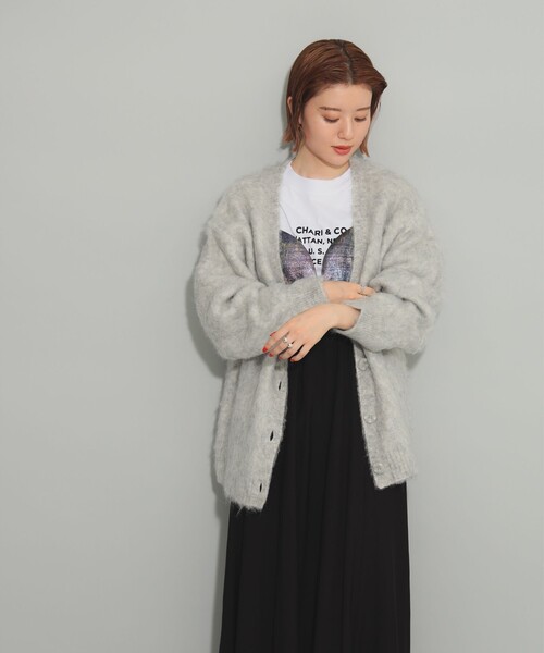 Ray BEAMS（レイビームス）の「ソフト シャギー Vネック カーディガン（カーディガン/ボレロ・レディース・ピンク/ライトグレー/グリーン系その他2・ONE SIZE）」の13枚目の写真