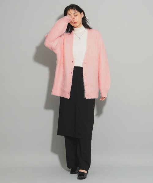 Ray BEAMS（レイビームス）の「ソフト シャギー Vネック カーディガン（カーディガン/ボレロ・レディース・ピンク/ライトグレー/グリーン系その他2・ONE SIZE）」の17枚目の写真