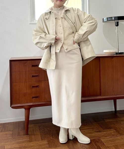 mysty woman(ミスティウーマン)の「ハイネックシャーリングブラウス 152029(シャツ/ブラウス・レディース・ブラック/アイボリー・FREE)」の21枚目の写真