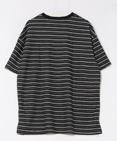 GENXDER(ノンジェンダー)の「【GENXDER】ルーズストライプTシャツ (SS)(Tシャツ/カットソー・メンズ・ブラック/ホワイト/ブルー・MEDIUM/LARGE/X-LARGE)」の4枚目の写真