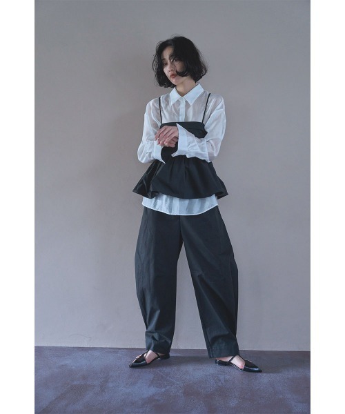 marjour（マージュール）の「SHEER SHIRTS（シャツ/ブラウス・レディース・オフホワイト/カーキ・M）」の4枚目の写真