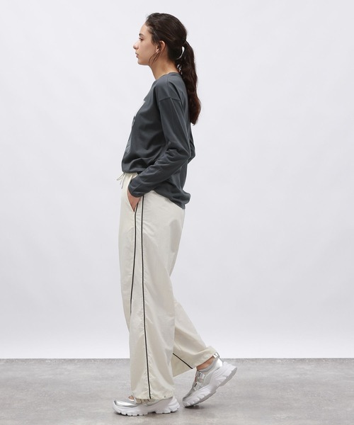 LAKOLE（ラコレ）の「アソートフォトプリント長袖T / 148086（Tシャツ/カットソー・レディース・オフホワイト/チャコール/ピンク・MEDIUM/SMALL）」の13枚目の写真