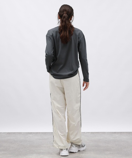 LAKOLE（ラコレ）の「アソートフォトプリント長袖T / 148086（Tシャツ/カットソー・レディース・オフホワイト/チャコール/ピンク・MEDIUM/SMALL）」の14枚目の写真