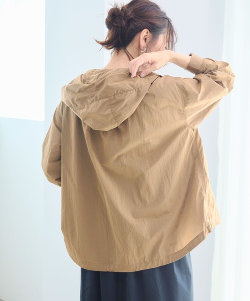 CROSS FUNCTION（クロスファンクション）の「《撥水・花粉対策・UV対策》アクティかる シャイニーナイロンフードブルゾン【CF/クロスファンクション】（ブルゾン・レディース・ネイビー/キャメル・3L/LL/L/M）」の17枚目の写真