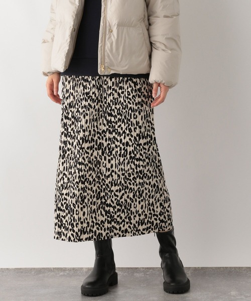 GLOBAL WORK Smile Seed Store(グローバルワーク スマイルシードストア)の「Iラインプリーツスカート/161583(スカート・レディース・チャコール/グレー系その他/グリーン/ブラック/ライトブラウン/グレー系その他2・FREE)」の4枚目の写真