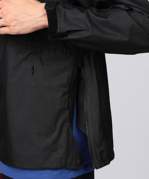 DESCENT ALLTERAIN エアインフレータージャケット DESCENTE（デサント）の「DESCENTE ALLTERRAIN（デサント オルテライン