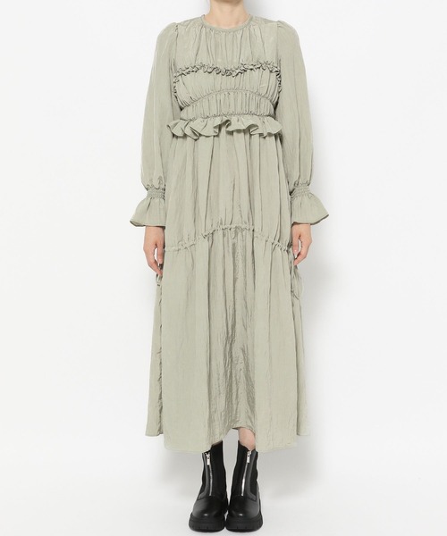 mysty woman（ミスティウーマン）の「【オケージョン】シャーリングワンピース　 242438（ドレス・レディース・ブラック/ベージュ/グリーン・FREE）」の8枚目の写真