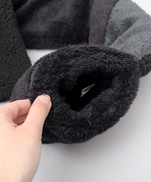 KRIFF MAYER（クリフメイヤー）の「異素材切替 中綿 差込み マフラー（ファーフリース・シープボア・フリース・コーデユロイ）（ネックウォーマー/スヌード・メンズ・マルチ/ブラック/ブラウン・FREE）」の6枚目の写真