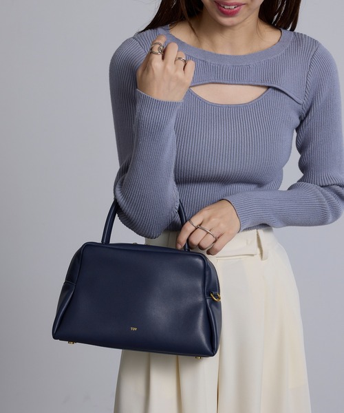 tov（トーヴ）の「【TOV】PETAL M T25S07B529（ショルダーバッグ・レディース・アイボリー/ブラック/ライトブルー/ネイビー/ブラウン・FREE）」の5枚目の写真