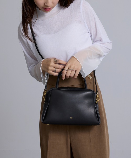 tov（トーヴ）の「【TOV】PETAL M T25S07B529（ショルダーバッグ・レディース・アイボリー/ブラック/ライトブルー/ネイビー/ブラウン・FREE）」の6枚目の写真