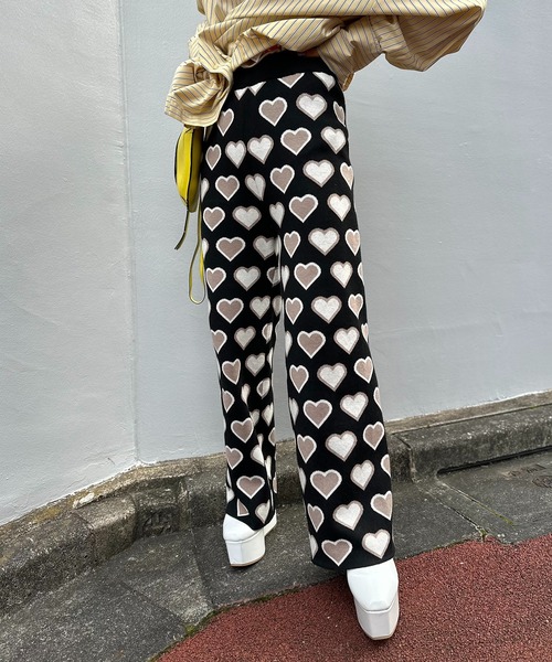 mi via loca（ミヴィアロカ）の「カラーハート柄ニットパンツ（その他パンツ・レディース・ブラック/杢グレー/ネイビー・FREE）」の14枚目の写真