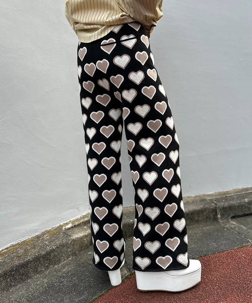 mi via loca（ミヴィアロカ）の「カラーハート柄ニットパンツ（その他パンツ・レディース・ブラック/杢グレー/ネイビー・FREE）」の4枚目の写真