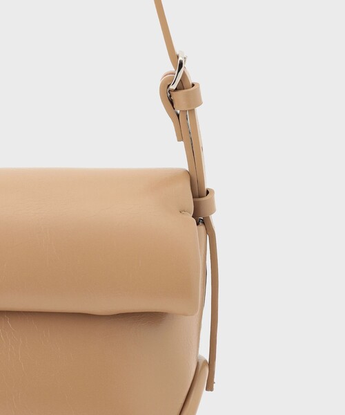 GRACE CONTINENTAL（グレースコンチネンタル）の「ADD CULUMN ROLLA　BAG（ショルダーバッグ・レディース・キャメル/イエロー・FREE）」の9枚目の写真