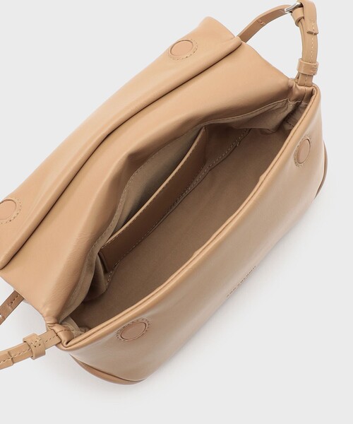 GRACE CONTINENTAL（グレースコンチネンタル）の「ADD CULUMN ROLLA　BAG（ショルダーバッグ・レディース・キャメル/イエロー・FREE）」の10枚目の写真