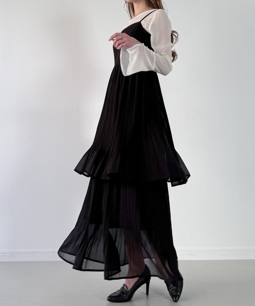 セミオフショルニットカーデ＋プリーツドッキングキャミワンピースJOUNOAH セール】セミオフショルニットカーデ＋プリーツドッキングキャミ