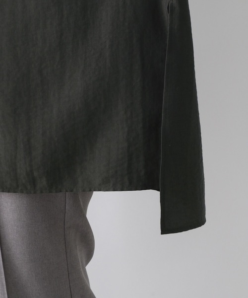 LEPSIM（レプシィム）の「サラキレポンチョ長袖シャツチュニック　242480（シャツ/ブラウス・レディース・ライトブルー/グレイッシュベージュ/グリーン系その他/チャコールグレー/ブルー系その他/セージグリーン/ダークオレンジ/イエロー系その他・FREE）」の20枚目の写真