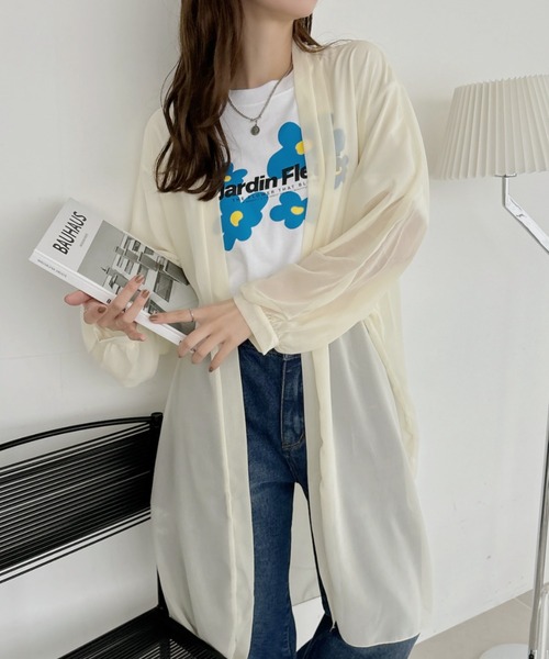 TREOVER(トレオーバー)の「エアリーな透け感が大人可愛い! シフォン ボリュームスリーブ ロングカーディガン(カーディガン/ボレロ・レディース・ブラック/ライトブルー/パープル/ライトグリーン/アイボリー・FREE)」の2枚目の写真